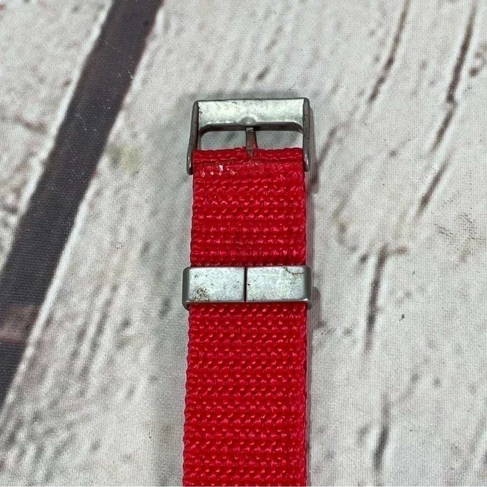 Vintage Novelle Womens Watch Needs new Battery